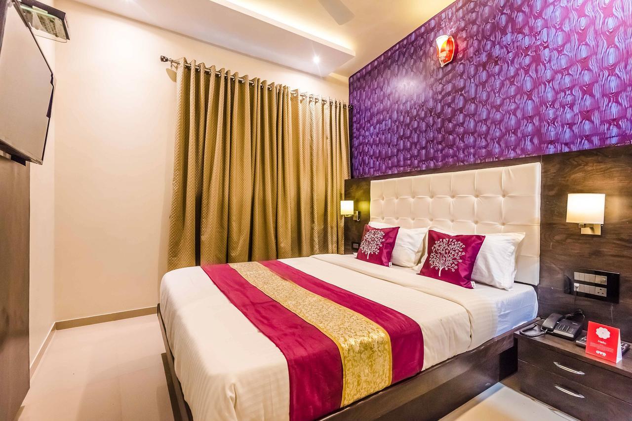 Oyo 6719 Atlas Grand Hotel Мумбай Екстериор снимка
